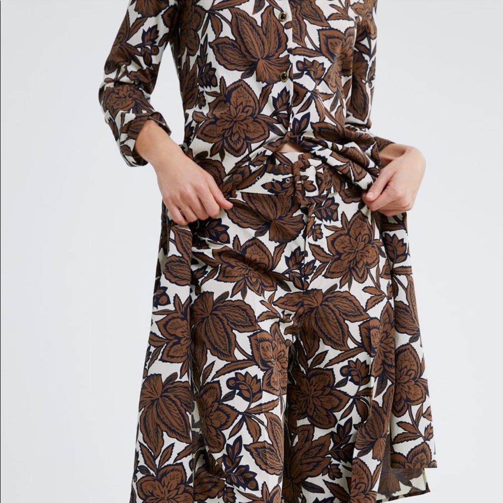 Floral Print Wide Legged Belted Pants